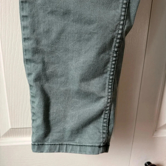 5.11 Tactical Women's Pants in Olive Green - Picture 7 of 16